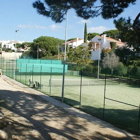 Villa Quadradinhos 30q - Luxurious 4-bedroom With Private Heated Pool *