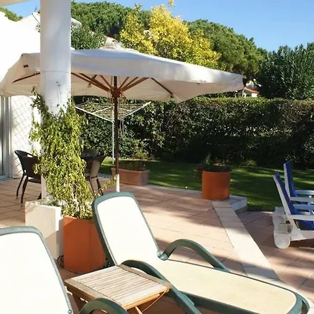 Quadradinhos 30q - Luxurious 4-bedroom With Private Heated Pool Vale do Lobo