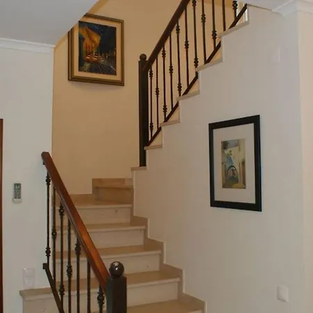 ヴィラ Quadradinhos 30q - Luxurious 4-bedroom With Private Heated Pool ヴァーレ・ド・ローボ