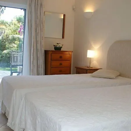 Villa Quadradinhos 30q - Luxurious 4-bedroom With Private Heated Pool
